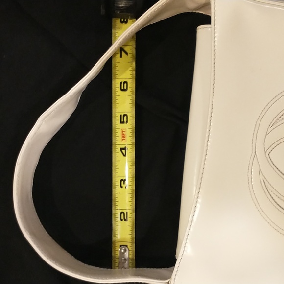 Authentic Gucci (Mini) - Picture 3 of 16